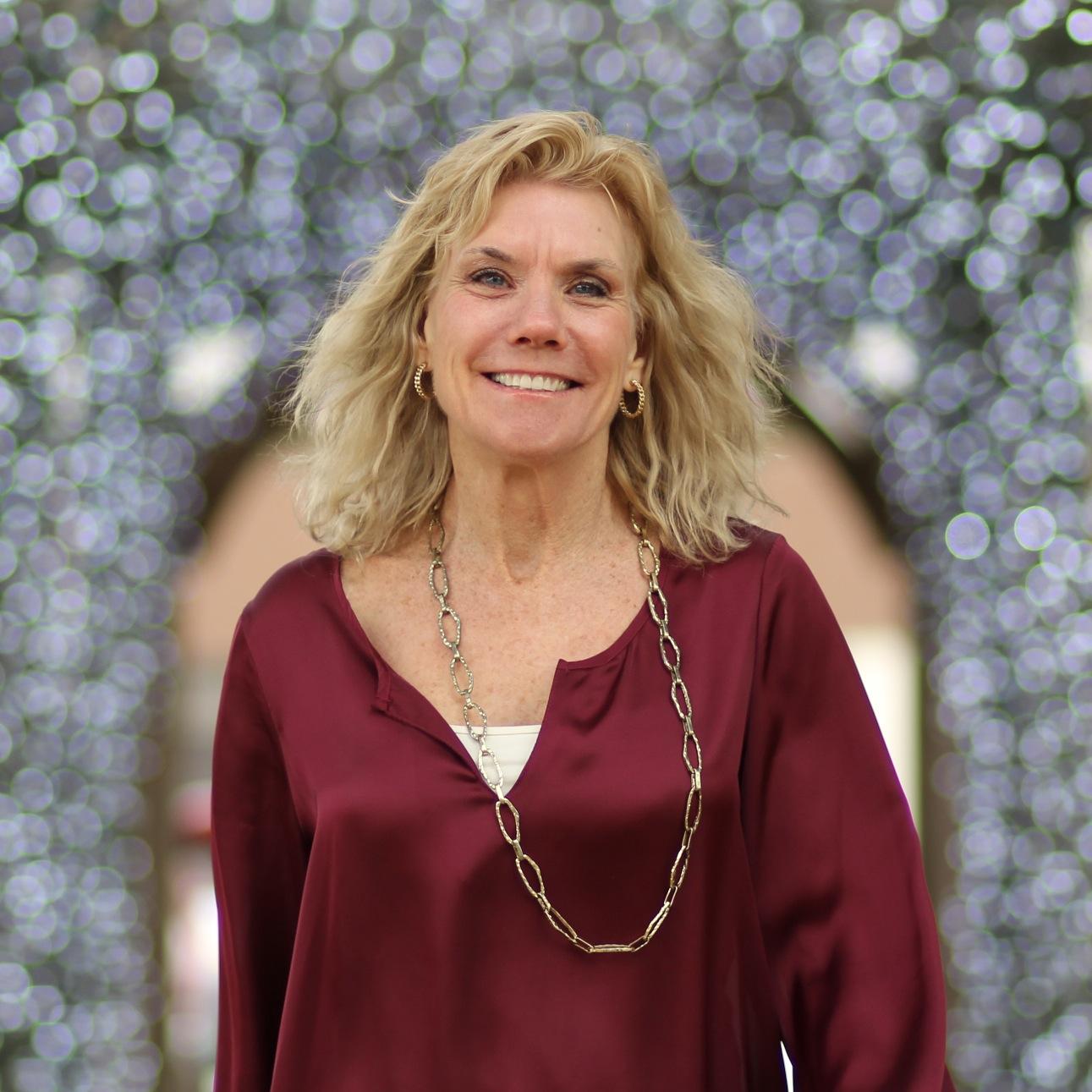 Owner of The Revolving Closet,  a high-end women's consignment Shop located on Main St. in downtown Grapevine, Texas