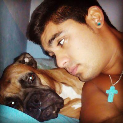 Cualquiera puede atrapar tu mirada, pero solo alguien especial puede atrapar tu corazón...