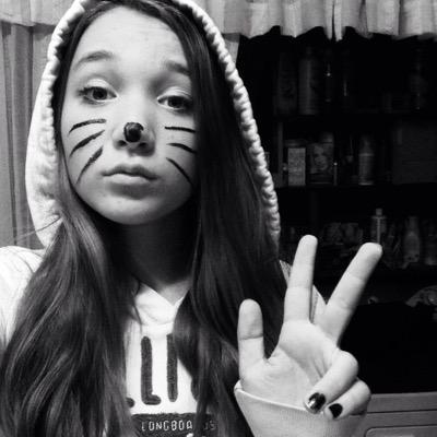 KalynnxSimpson's profile picture. I'm obsessed with the band in England called The Vamps ❤️ ||Bradley Simpson||                    We can pick up where we left off tommrow