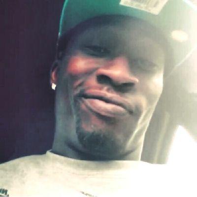 stand up nigga wit values morals and ethics.....#100 #dntplaywitme #Westside  #6×10 follow my ig tho jodymyfuccinjody