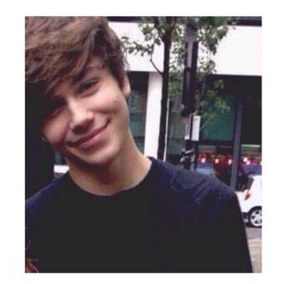 PLEASE FOLLOW @adoringgeorge