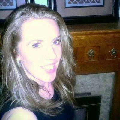 Junior high school library media specialist, technology educator, and mom to a few wonderful people.
