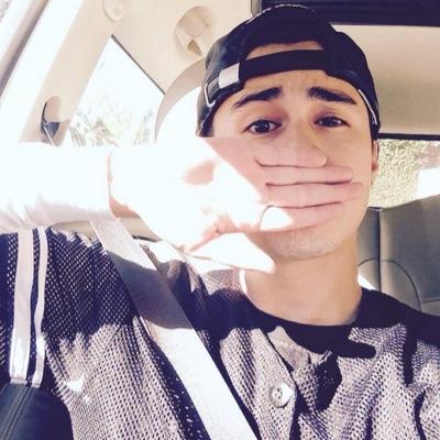 iLoveJream's profile picture. Jream Drew Villegas is my love & Jasmine Marie Villegas is my Queen.