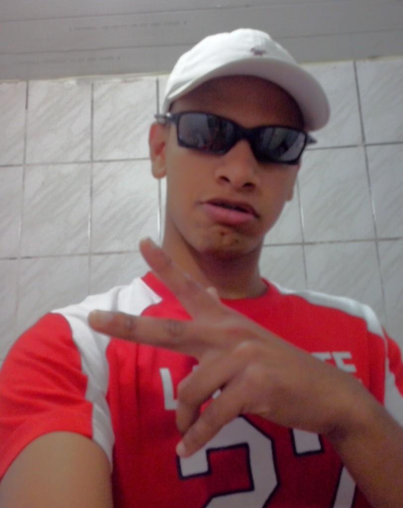 Não contamos com o tempo vivemos na Correria  ♪ $ $