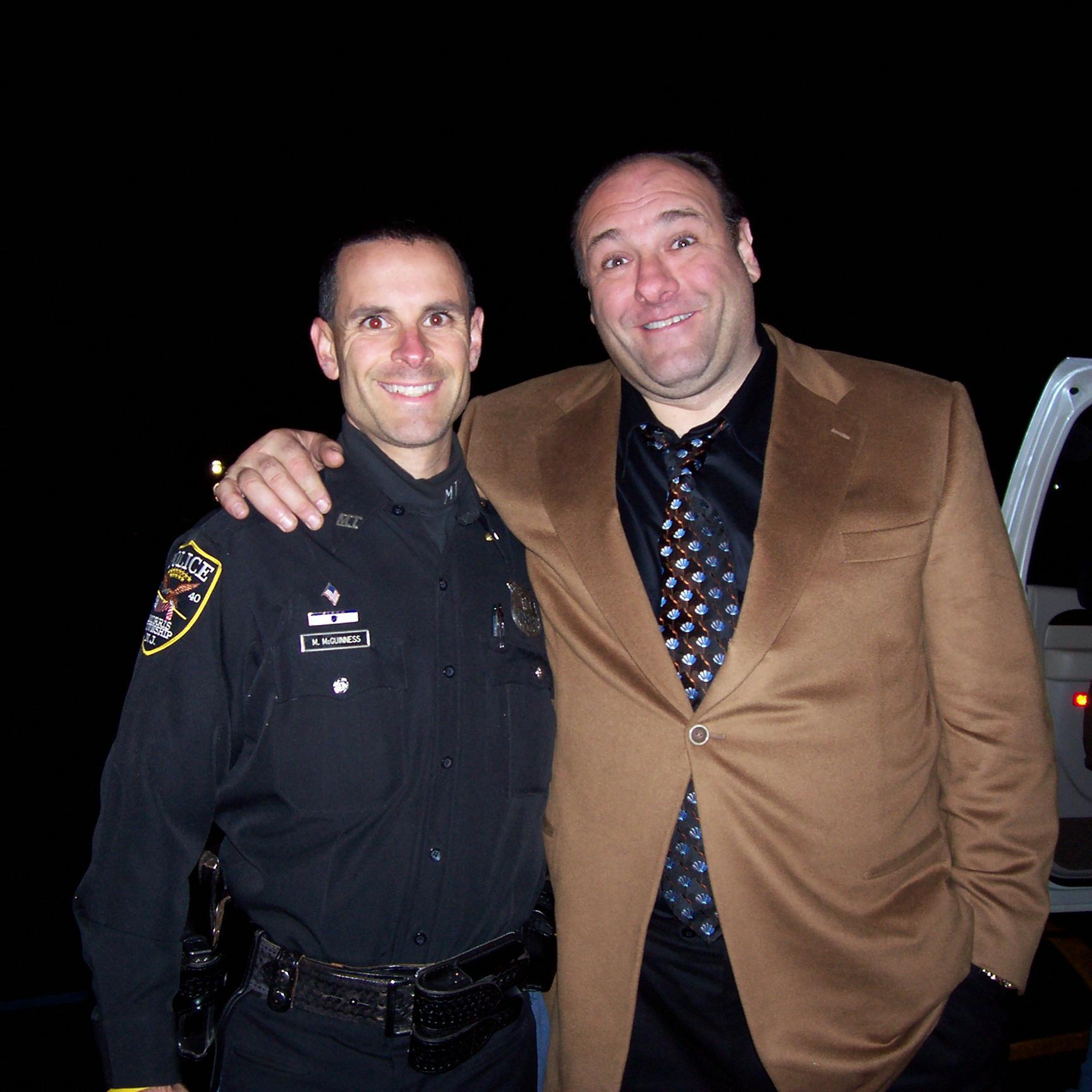 born & raised in NJ..  greatest beaches here -- police Lieutenant in north jersey..  love the NJ DEVILS & the Boston RED SOX !!   WINNING !!   stay safe !!