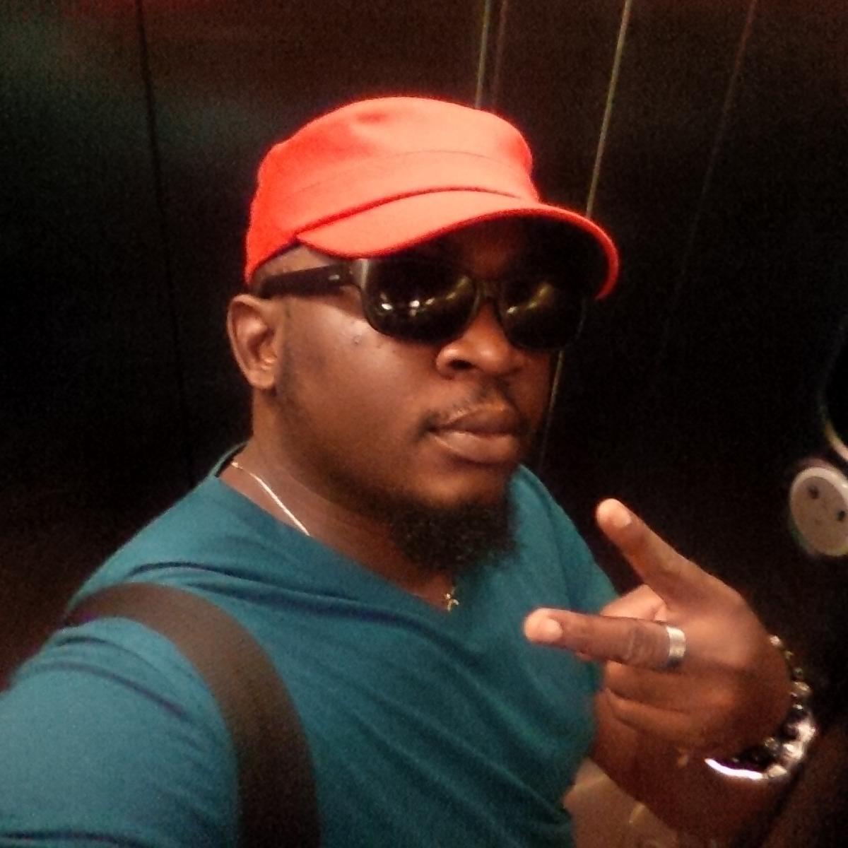SpAd. Special Duties & Projects to Hon. Minister of Aviation & Aerospace Dev. . Audio/visual producer/Director,Renowned 3D Animator, Special Fx, Events.