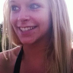 TristaVanessa's profile picture. 