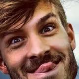 😘
