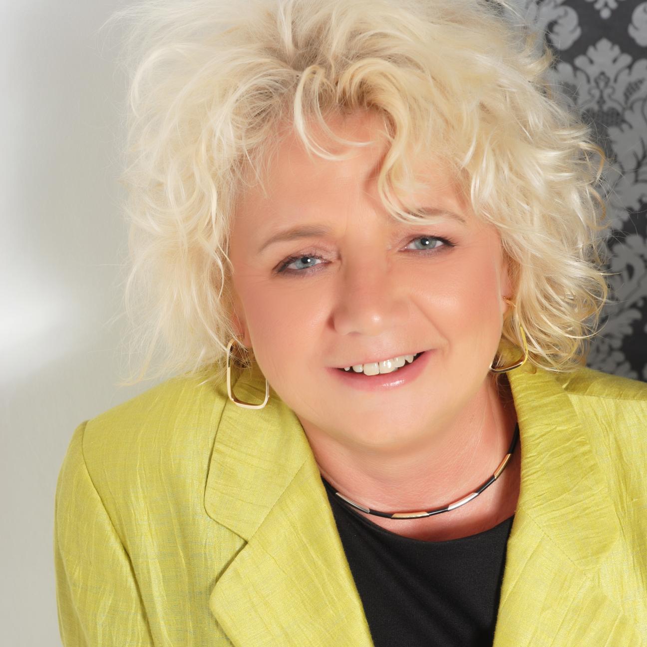 Serial entrepreneur with a passion for helping those who society insists on putting labels on !!! Loves life, music, travel and having fun - who wants to play?