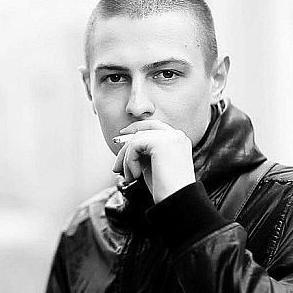 bandw4's profile picture. 