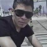 me gusta nadar , bailar y viajar , estudio derecho en la UNAM.