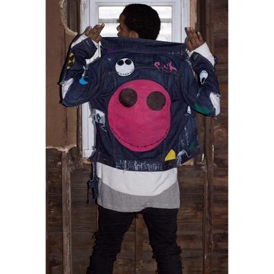 ALL PROMOS FOR #NahjeeTariq Clothing Line & #DonCodeine HipHop Artist Follow Them @NAHJEEBENSON / @Codeine_Don NahjeeBenson@gmail.com