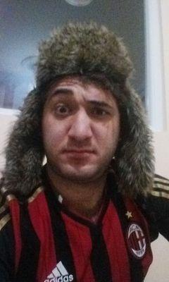 erashidzade's profile picture. Çalış hәyatda özündәn sonra iz qoyasan, amma tualetdә yox