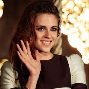 *hello i'm Kristen Stewart I live in Los Angeles i'm # 27 years old and single and looking for a Robert Pattinson ❤️