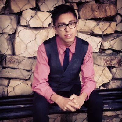Facebook: Juän Miguel Bermúdez
Instagram: Juanmiguelbermudez
Email: Nosemeta99@hotmail.con
Ask: Juan10colombia
Whats App: +57 320 25 79 430