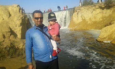 ‏عاتب الاصيل على غفوته
وحاسب الخسيس على نظرته