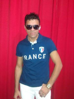 leo paquera  ...leve esse show para sua cidade disk show (61)7400-6026