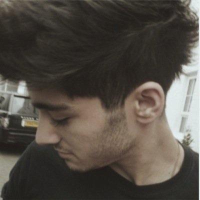 toucheclifford's profile picture. hi babies follow @vulgarlips bc she loves you. ask for a follow back :)))