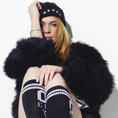 Is there anything better than someone making a comeback? |  	♛ Lindsay follows me ♛