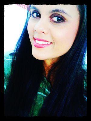 Karine portela prazer Cantora e compositora.