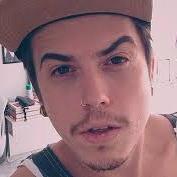 Perfil criado para o apoio da permanência do DH ♥
