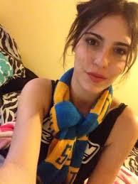 Quisiera que mis ojos fueran el cielo para verte, mis manos el viento para tocarte y mis mabibs la lluvia para besarte.