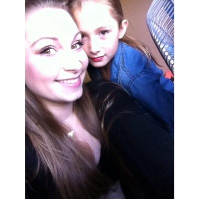 kyrarobbins's profile picture. 