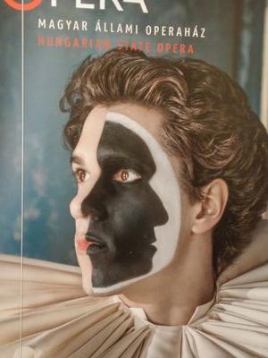 puffyabstract's profile picture. talking to walls