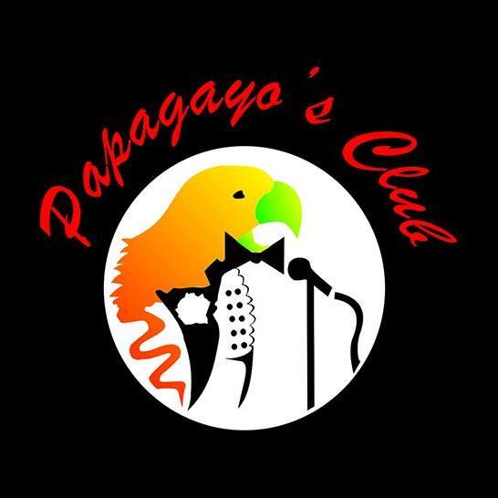 Somos Papagayo's Club,

Un lugar en que la rumba se arma entre todos, amigos de toda una vida se reúnen y dan la bienvenida a los visitantes.