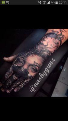 7f914ac2e3014c0's profile picture. 