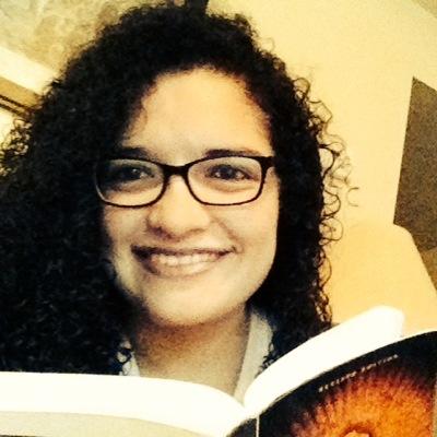 In love with God/ wife of @mgcolocho777 / mom 👶🏻👦🏻 / blogger/ inexperienced singer/ fond of music, letters & life.