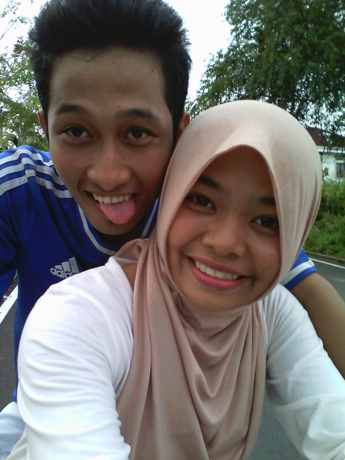 AKBID HUGE TEMBILAHAN // KETUA PIK_MAHASISWA //TA.2012/2013// WPA_TBH 
//fb.Dewii Muiin (Sepriana Dewi part II) ||CISC Regional Tembilahan|| 3 @Marfindo Obay