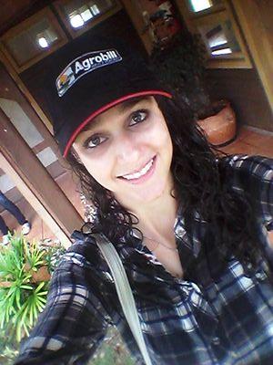 PathyGraciano's profile picture. Se lutarmos pelo melhor, o melhor vai se instalar em nossa vida.