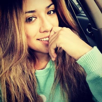 Juliee_1612's profile picture. gv, seniorr