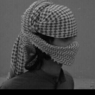 كمْ هوَ جميلْ عندمآ ، تُرسل كَلمآت يرآهآ البعضُ جَميله ، والبعضُ يرآهآ مُعبّره ، بَينمآ يرآهآ آخرون أنّها كُتبت منْ أجلهمْ !.....الفرشهـ