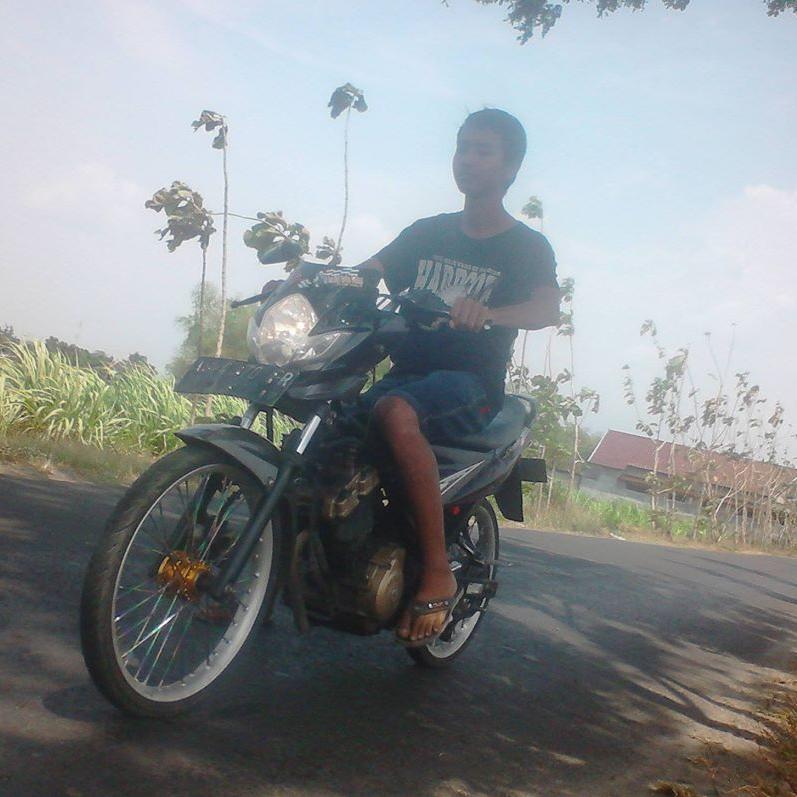 oval_masha16's profile picture. kami bukan orang kaya tapi hoby kami mahal