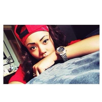 if your reading this then you must be on my profile so you might as well follow mee. 
instagram: jazzy_fiizzle 
snapchat: jasminee99 
nigga dont be the bitch
