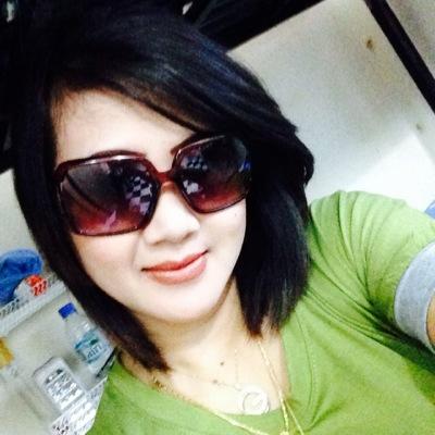 EllysaJasem's profile picture. 