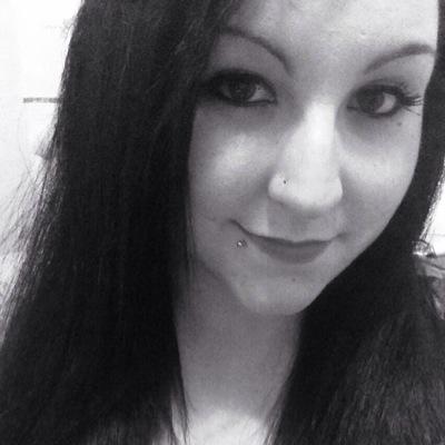 just an ordinary girl from England supporting my fav band @hellocleve who are amazing