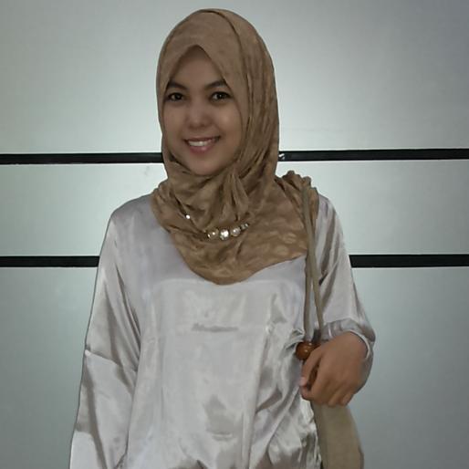 ResaSukmaa's profile picture. Suka Tujuh ll business administration'10 * UNDIP ll Jakarta