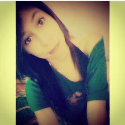 ♪♪Eu faria qualquer coisa por um sorriso, segurando você até nosso tempo acabar ♪♪ (Avenged Sevenfold)
