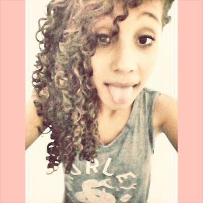 oliveiragabi57's profile picture. 