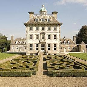 This is a place to share pictures and infomation of the beautiful National Trust Houses we have in Britain. So tweet and we will retweet and follow!
