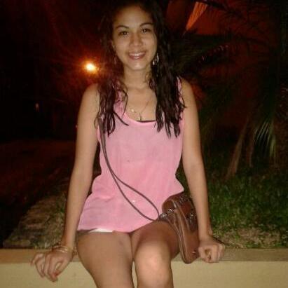 Holaaa amo bailar el chocolate las fresas y a mi lindo estado besos Idolos Justin & Nicki