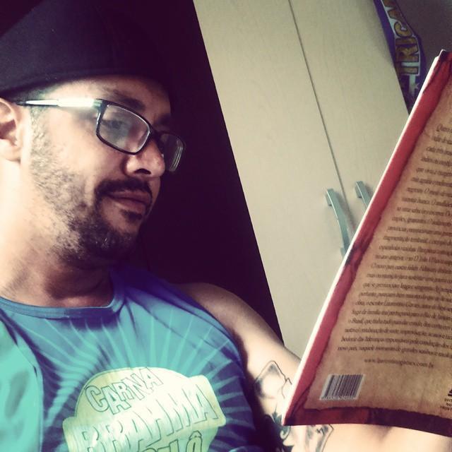 fredmoura's profile picture. Professor de História, esquerdopata e doutrinador marxista (Não me segue que eu tô perdido).        

Política & Futebol & BBB (não necessariamente nessa ordem)