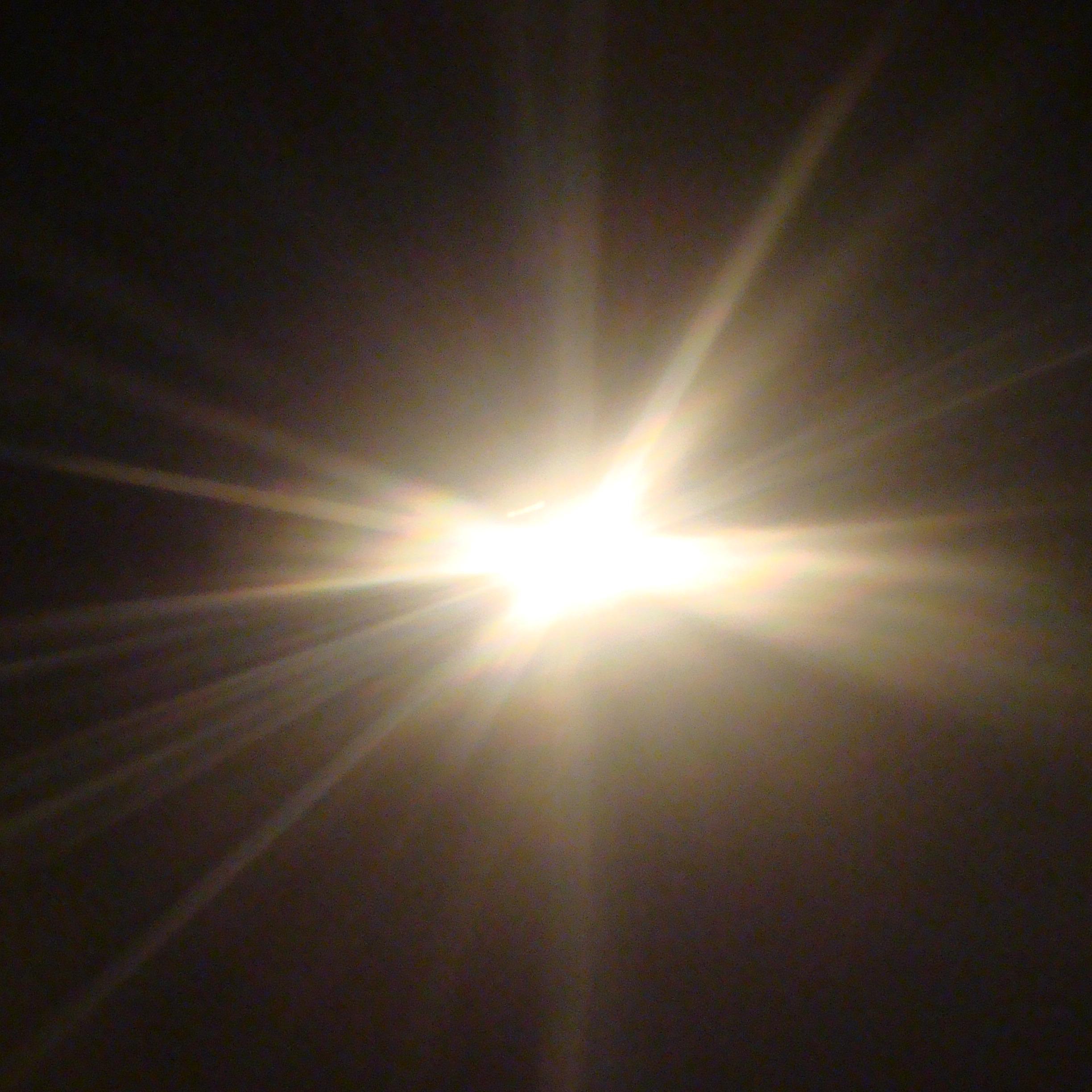 lichtwort's profile picture. Für mehr Licht und weniger Dunkelheit.