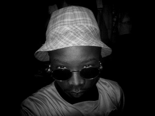 I am Bala Abu a.k.a Bulleti the real moyansi king from ish town Lagos. Bulleti is a song writer/singer/ for Booking & Inquirier contact @Bulleti 07036904989!!!