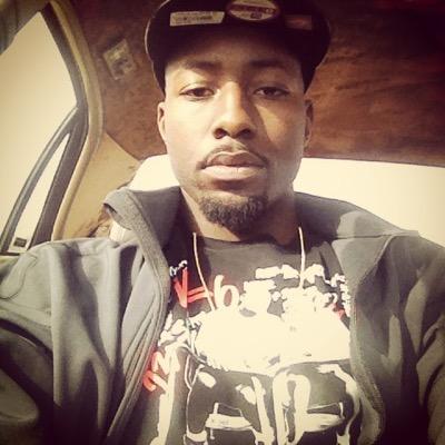 Real nigga by all means All I see is $$$ so if you ain't talkin $ miss me wit that shit #freememe #freeeades