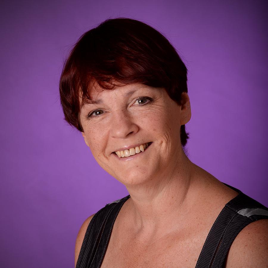 Owner of 3D Crystal Company - capturing your most wonderful photo memories as a 3D crystal image, allowing you, your friends and family to enjoy them forever.