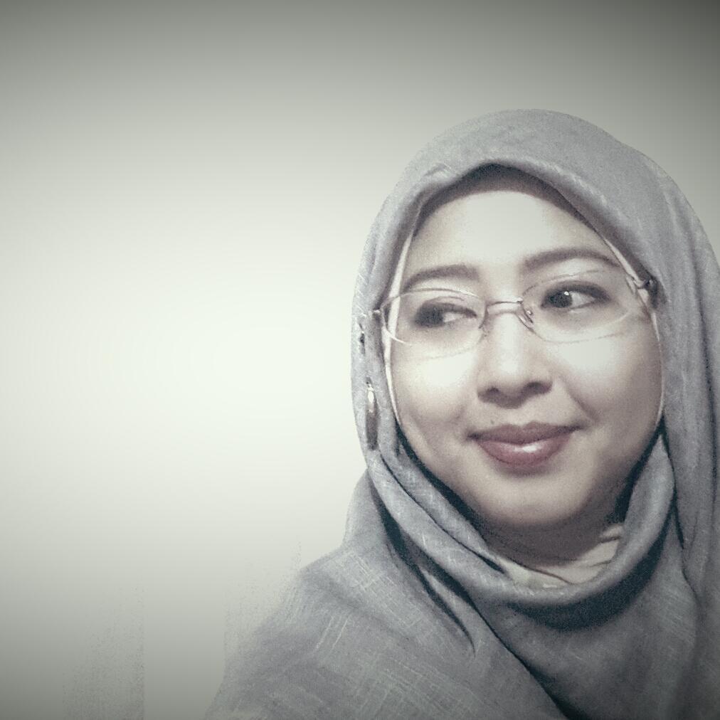 Ibu Rumah Tangga Berbisnis dari rumah. Berbagi Peluang Usaha dengan memanfaatkan Internet dan Social Media
#DuniaIbu
PIN BB: 7581667E (Id:Onna Salman)